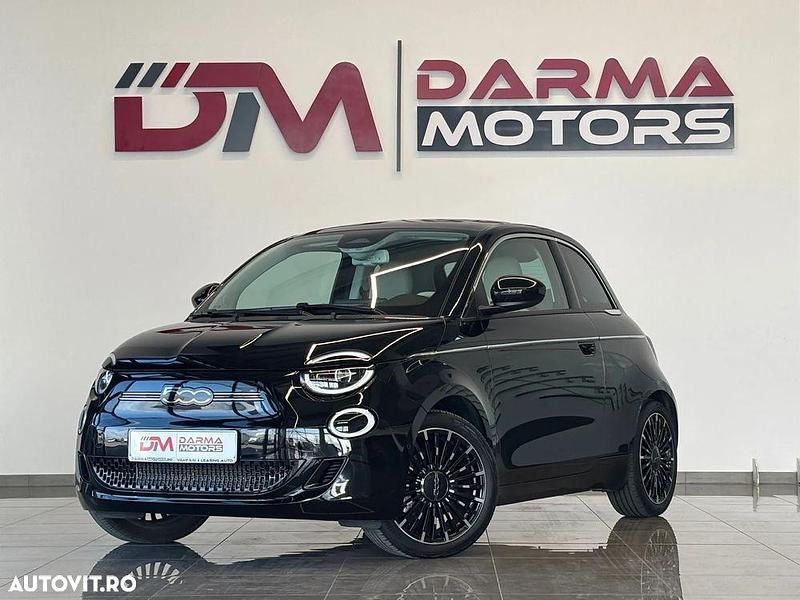 Second-hand Fiat 500e La Prima 86 kW (118 CP) 2023 Culoarenegru Cabrio