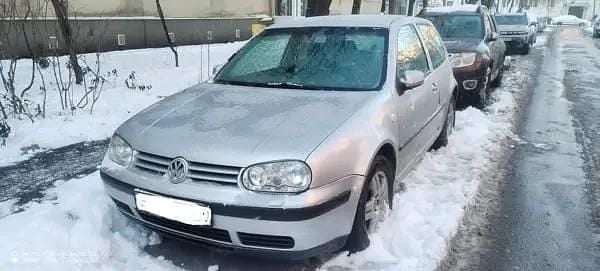 Second-hand VW Golf IV 105 CP (77 kW) 2002 Argintiu Hatchback