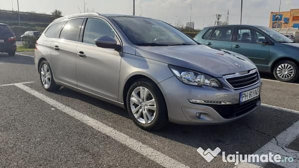 Argintiu Utilizat 2015 Peugeot 308 Break | 7.800 EUR (Scump) - Imagine 1/4