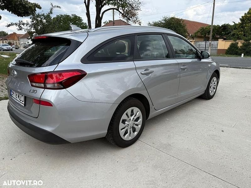 Gri Utilizat 2022 Hyundai i30 Break | 11.900 EUR (Preț OK) - Imagine 1/4