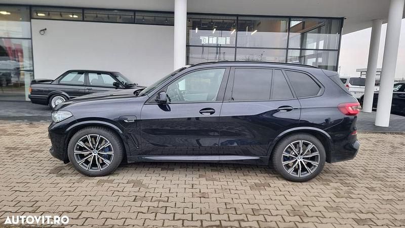 Second-hand BMW X5 Comfort Edition 394 CP (289 kW) 2023 Culoarenegru SUV