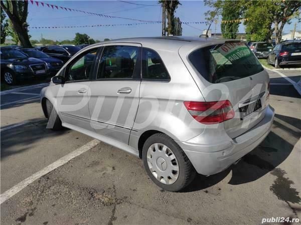 Second-hand Mercedes B200 140 CP (102 kW) 2005 Argint Monovolum