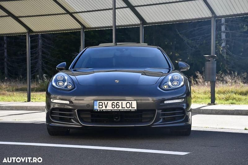 Culoaregri Utilizat 2013 Porsche Panamera Berlinǎ | 31.000 EUR - Imagine 1/4