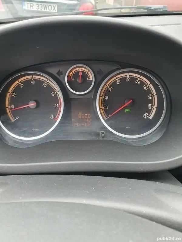 Second-hand Opel Corsa 80 CP (58 kW) 2010 Hatchback