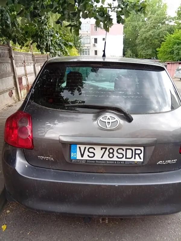 Utilizat 2007 Toyota Auris Coupe | 2.600 EUR - Imagine 1/4