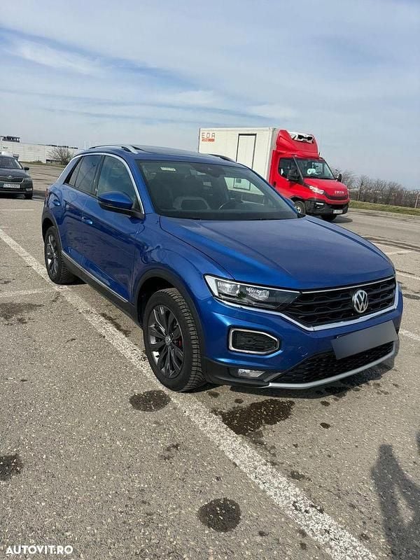 Second-hand VW T-Roc 190 CP (139 kW) 2018 Culoarealbastru SUV