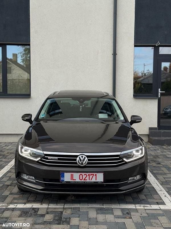 Culoaremaro Utilizat 2018 VW Passat Break | 12.500 EUR (Super Preț) - Imagine 1/4