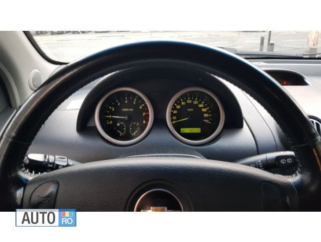 Second-hand Chevrolet Aveo 94 CP (69 kW) 2007 Rosu metalizat Hatchback