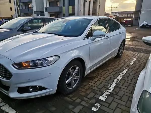 Second-hand Ford Mondeo 150 CP (110 kW) 2015 Alb Berlinǎ
