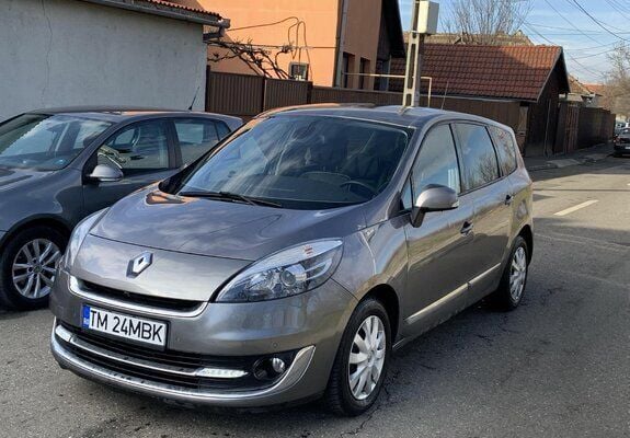 Second-hand Renault Scénic III 107 CP (78 kW) 2013 Gri Monovolum