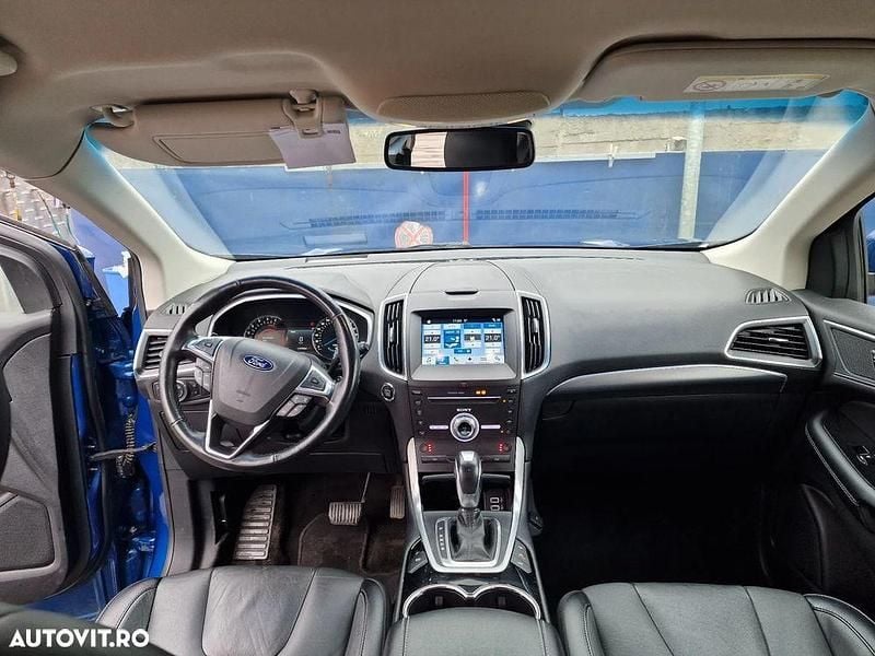 Second-hand Ford Edge Titanium 210 CP (154 kW) 2018 Albastru SUV