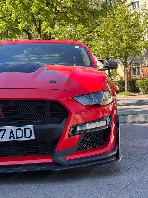 Second-hand Ford Mustang 317 CP (233 kW) 2018 Rosu Coupe
