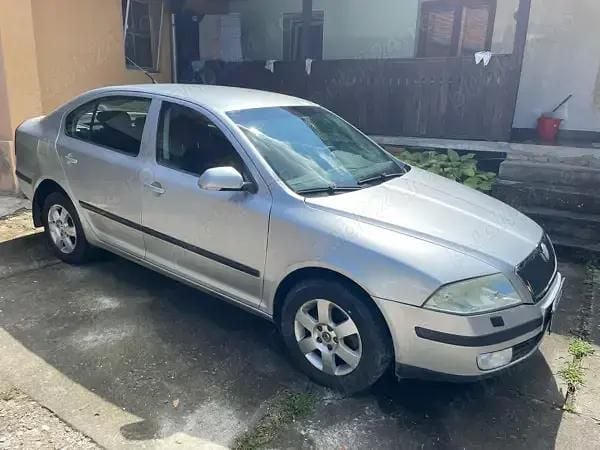 Utilizat 2008 Skoda Octavia Berlinǎ | 1.100 EUR (Super Preț) - Imagine 1/4