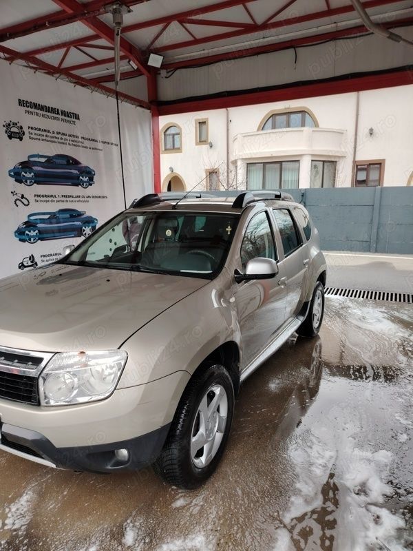 Utilizat 2011 Dacia Duster SUV | 4.400 EUR (Preț bun) - Imagine 1/4