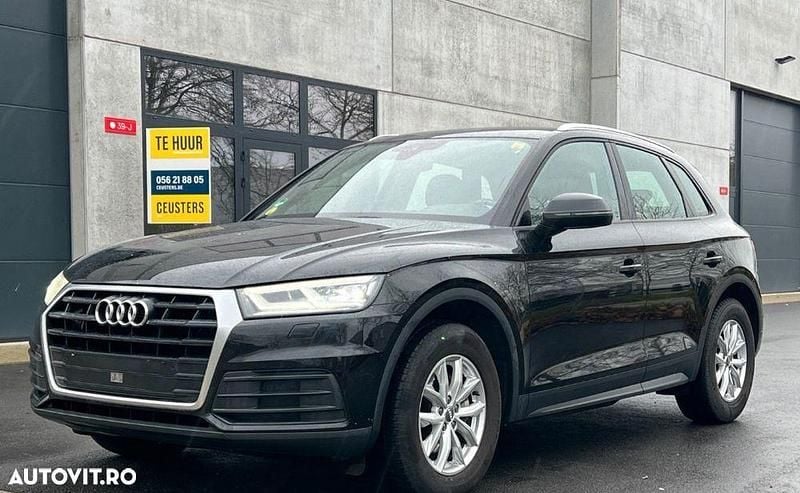 Culoarenegru Utilizat 2020 Audi Q5 SUV | 26.378 EUR (Super Preț) - Imagine 1/4