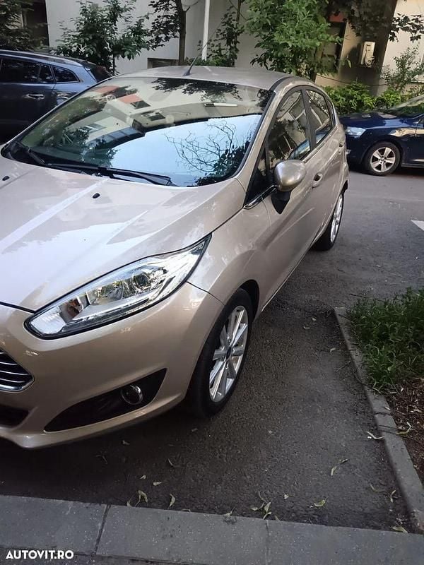 Culoaregalbeuriu Utilizat 2016 Ford Fiesta Titanium Hatchback | 6.800 EUR (Preț OK) - Imagine 1/4