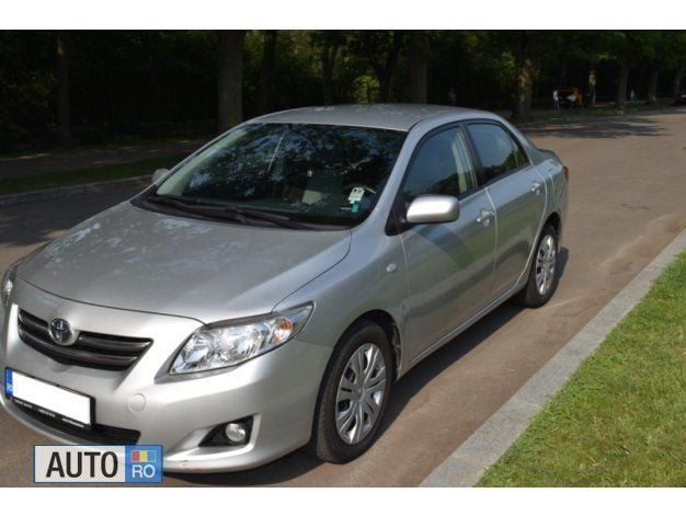 Gri Utilizat 2008 Toyota Corolla Berlinǎ | 8.000 EUR (Scump) - Imagine 1/4
