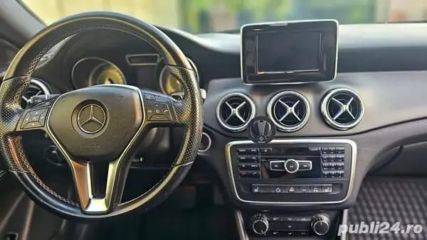 Utilizat 2013 Mercedes CLA220 Berlinǎ | 12.999 EUR - Imagine 1/4