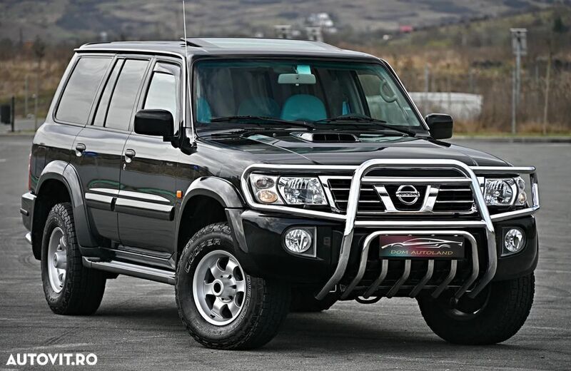 Negru Utilizat 2003 Nissan Patrol SUV | 16.999 EUR - Imagine 1/4