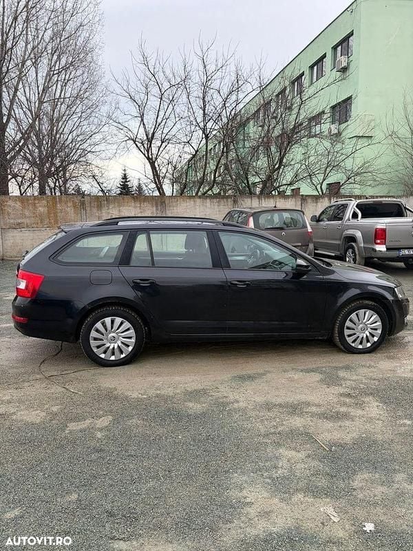 Second-hand Skoda Octavia Style 110 CP (80 kW) 2013 Culoarenegru Break