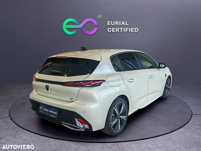 Second-hand Peugeot 308 GT 130 CP (95 kW) 2022 Culoarealb Hatchback