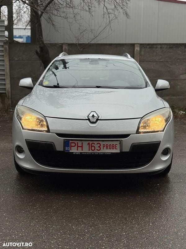 Second-hand Renault Mégane GrandTour 110 CP (80 kW) 2010 Culoareargint Break