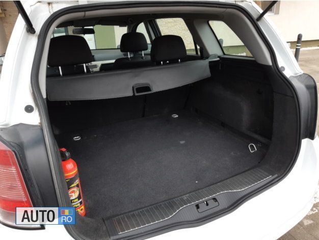 Second-hand Opel Astra 110 CP (80 kW) 2009 Alb Break