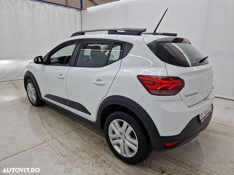 Second-hand Dacia Sandero Stepway 90 CP (66 kW) 2021 Culoarealb Hatchback