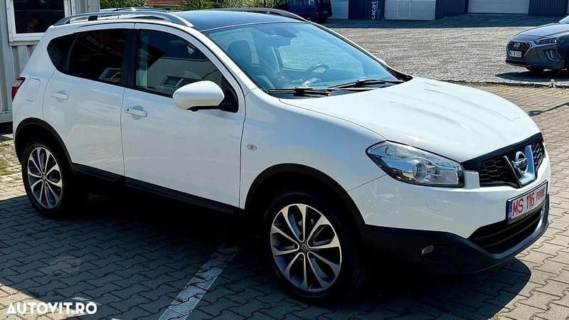 Second-hand Nissan Qashqai 360º 130 CP (95 kW) 2012 Culoarealb SUV