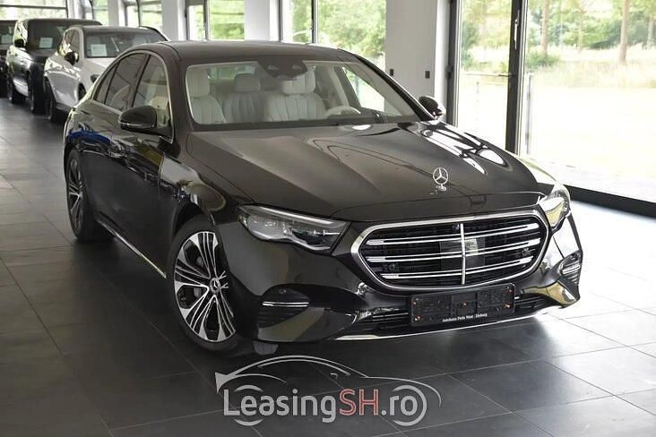 Negru Utilizat 2024 Mercedes E450 Premium Plus Berlinǎ | 94.000 EUR - Imagine 1/4