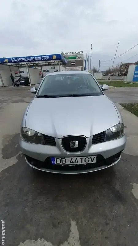 Gri Utilizat 2007 Seat Ibiza Sport Coupe | 2.000 EUR - Imagine 1/4