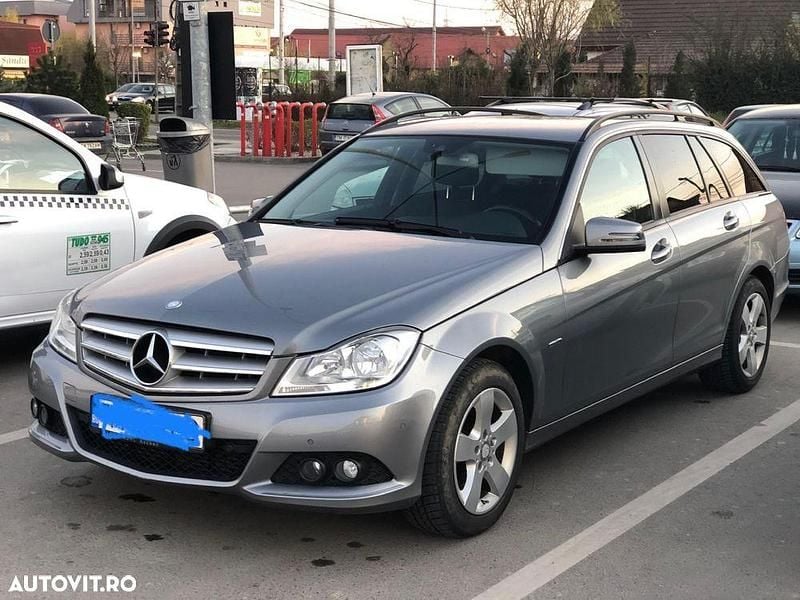 Culoaregri Utilizat 2011 Mercedes C200 Avantgarde Edition Break | 5.700 EUR (Scump) - Imagine 1/4