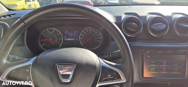 Second-hand Dacia Duster Comfort 100 CP (73 kW) 2020 Culoarealb SUV