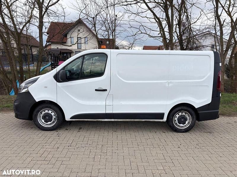 Second-hand Opel Vivaro S 95 CP (69 kW) 2015 Culoarealb Monovolum