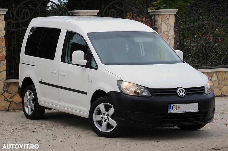 Culoarealb Utilizat 2013 VW Caddy Comfortline Monovolum | 5.500 EUR (Preț OK) - Imagine 1/4