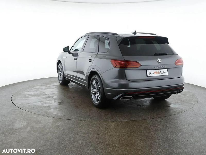 Second-hand VW Touareg R-line 231 CP (169 kW) 2021 Gri mediumetalic SUV