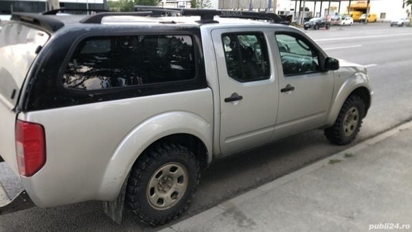 Second-hand Nissan Navara 170 CP (125 kW) 2010 Argintiu Pickup