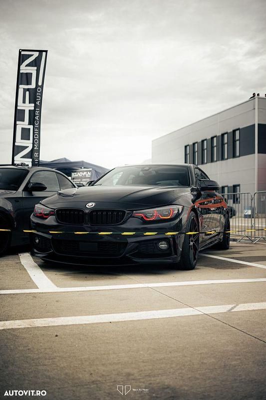 Second-hand BMW 430 Sport Line 258 CP (189 kW) 2017 Culoarealbastru Coupe