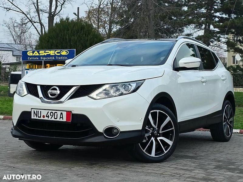 Culoarealb Utilizat 2014 Nissan Qashqai Tekna+ SUV | 9.650 EUR (Preț bun) - Imagine 1/4