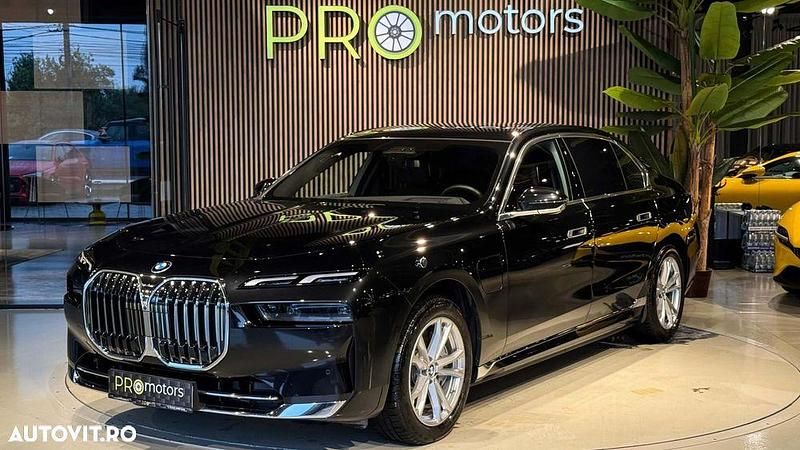 Culoarenegru Utilizat 2023 BMW 750e Comfort Edition Berlinǎ | 99.900 EUR - Imagine 1/4