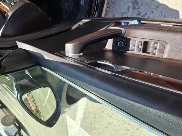 Second-hand VW Passat Highline 170 CP (125 kW) 2012 Negru Break