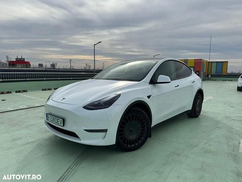 Culoarealb Utilizat 2022 Tesla Model Y Long Range AWD SUV | 40.535 EUR (Puțin scump) - Imagine 1/4