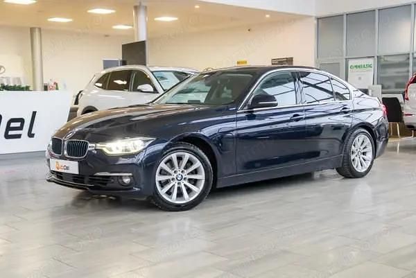 Second-hand BMW 330e iPerformance 252 CP (185 kW) 2016 Albastru Berlinǎ