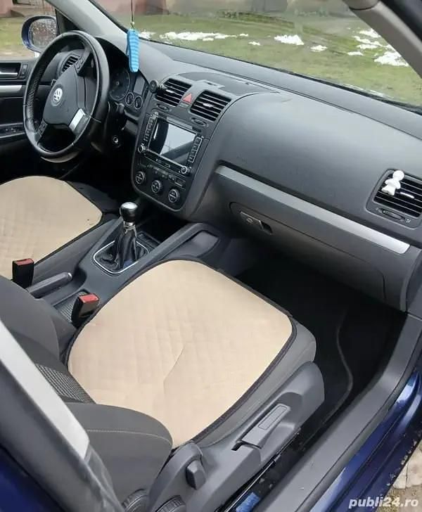 Second-hand VW Golf VI 105 CP (77 kW) 2008 Hatchback