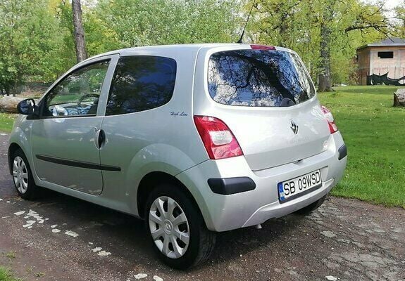 Second-hand Renault Twingo 55 CP (40 kW) 2009 Gri Hatchback