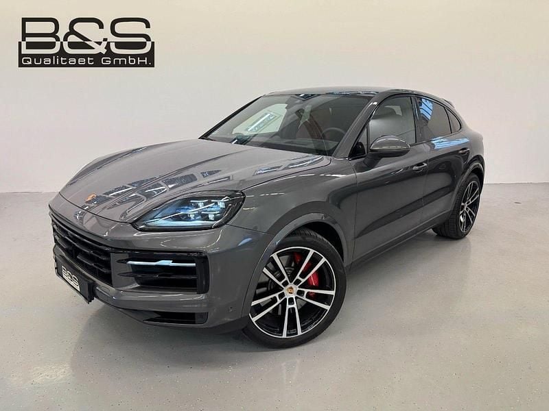 Utilizat 2025 Porsche Cayenne SUV | 150.873 EUR - Imagine 1/1