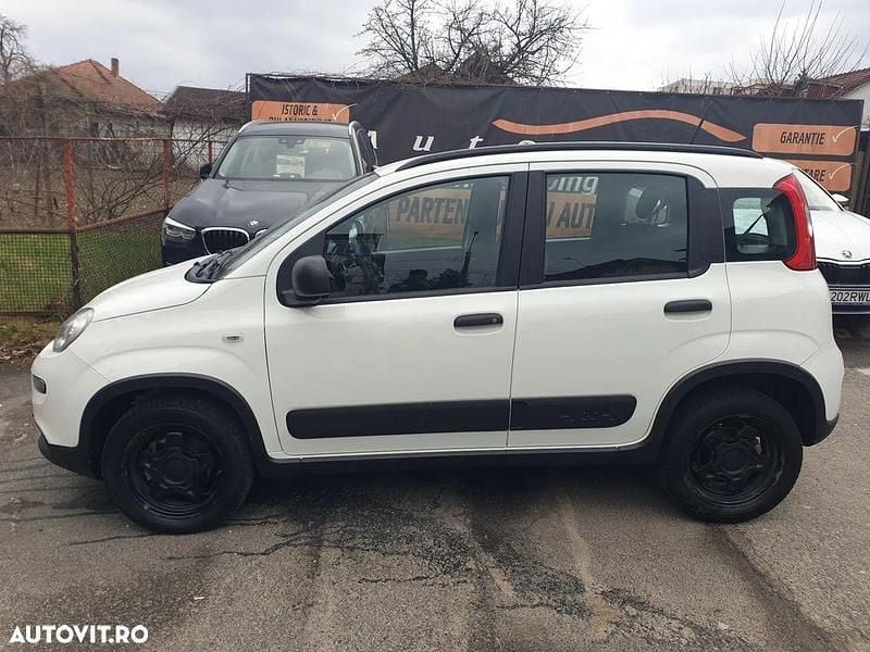 Second-hand Fiat Panda 86 CP (63 kW) 2020 Culoarealb Hatchback