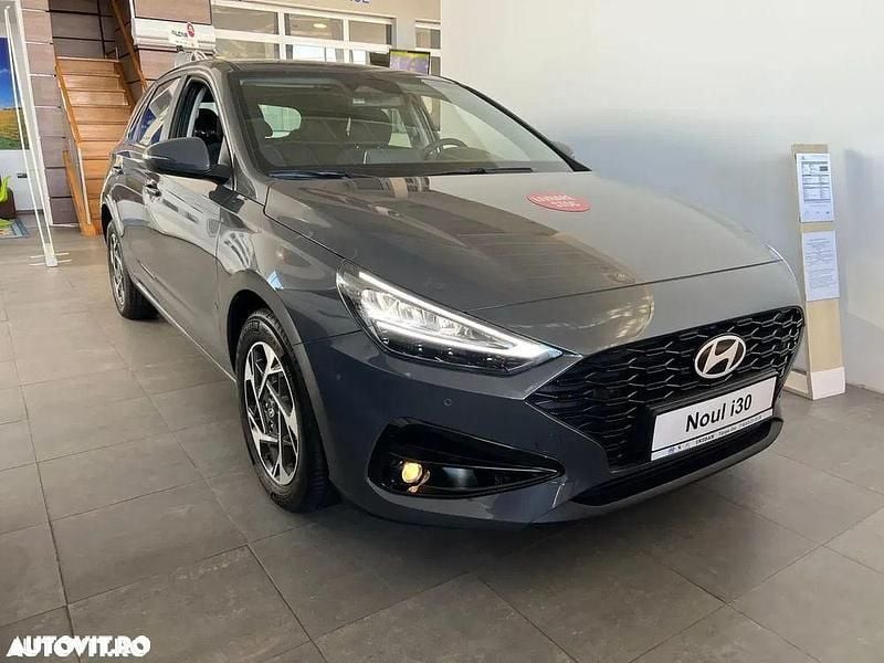 Culoaregri Nouă 2025 Hyundai i30 Hatchback | 20.590 EUR (Puțin scump) - Imagine 1/4