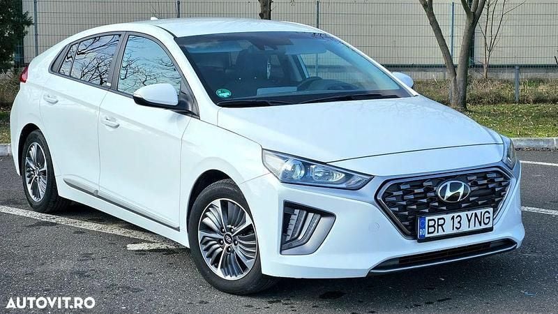 Second-hand Hyundai Ioniq 105 CP (77 kW) 2021 Culoarealb Hatchback