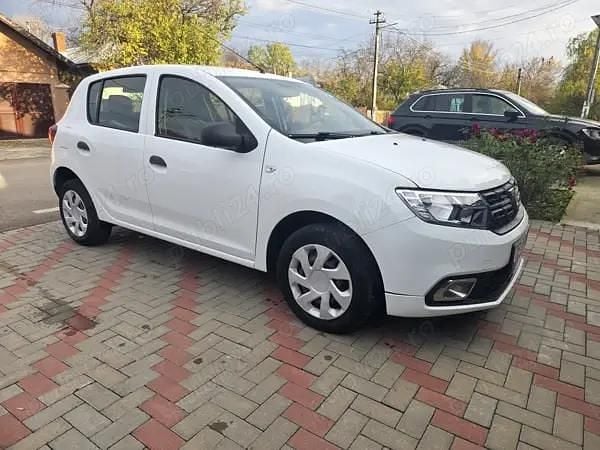 Alb Utilizat 2019 Dacia Sandero Hatchback | 5.150 EUR (Preț bun) - Imagine 1/4